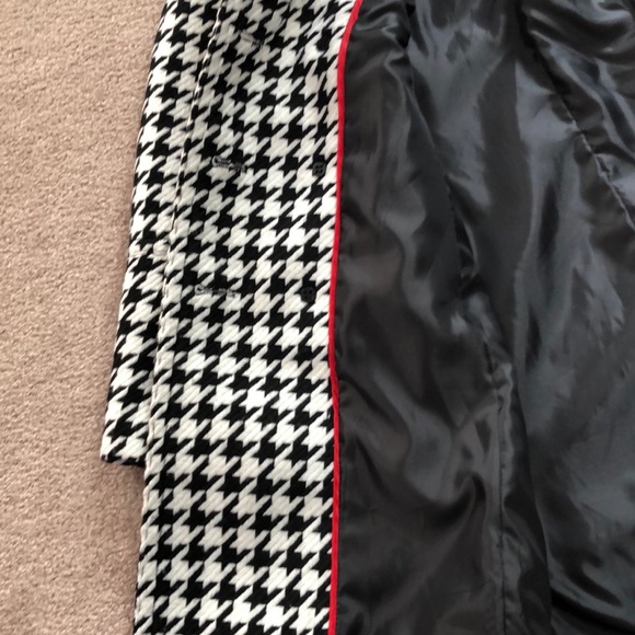 Jacket - Picture 3 of 4